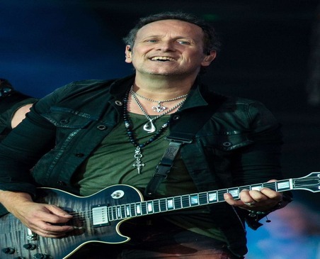 VIVIAN CAMPBELL